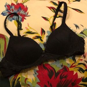 Victoria's Secret Body by Victoria Wireless Bra